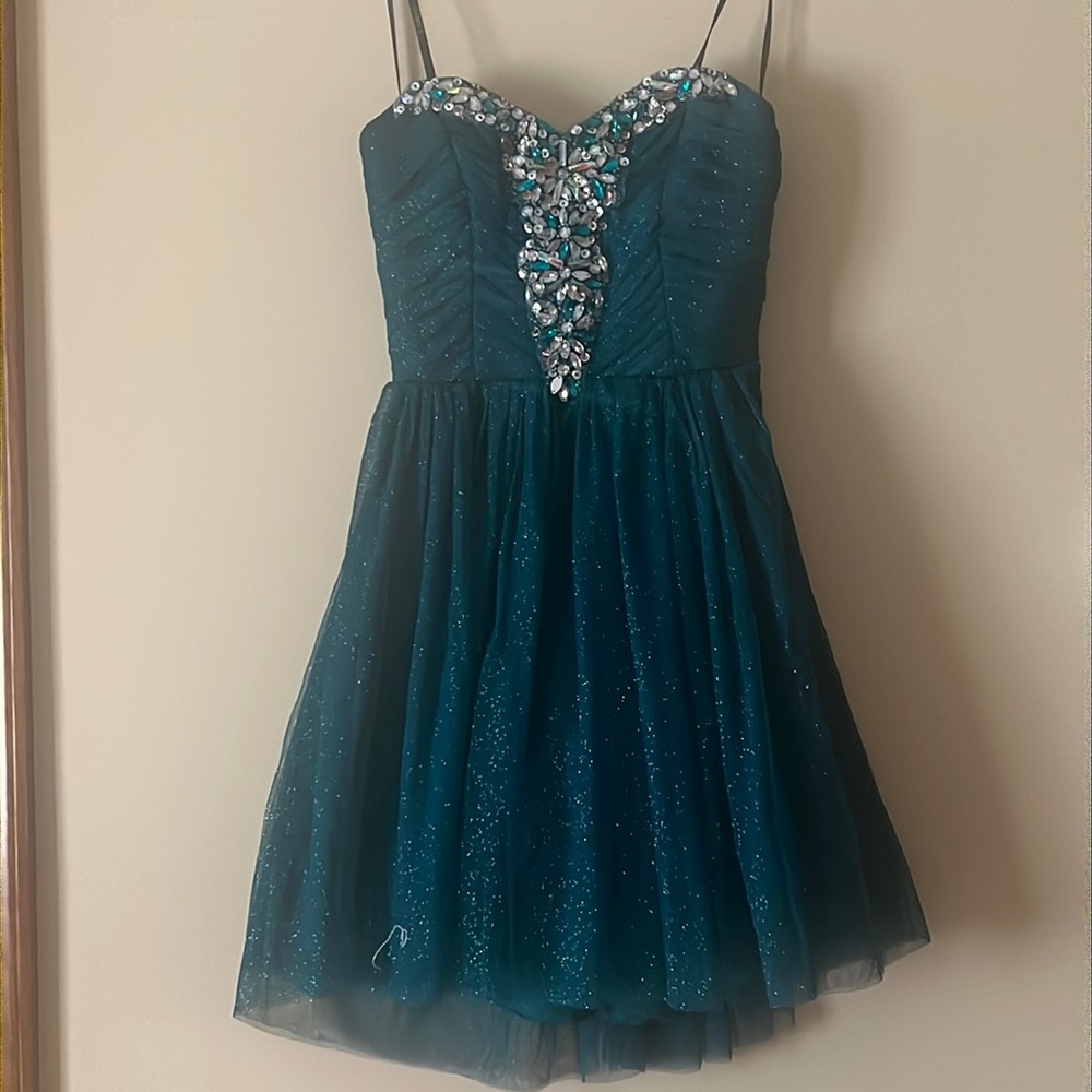 B Darlin, Size- 5-6, color - Green